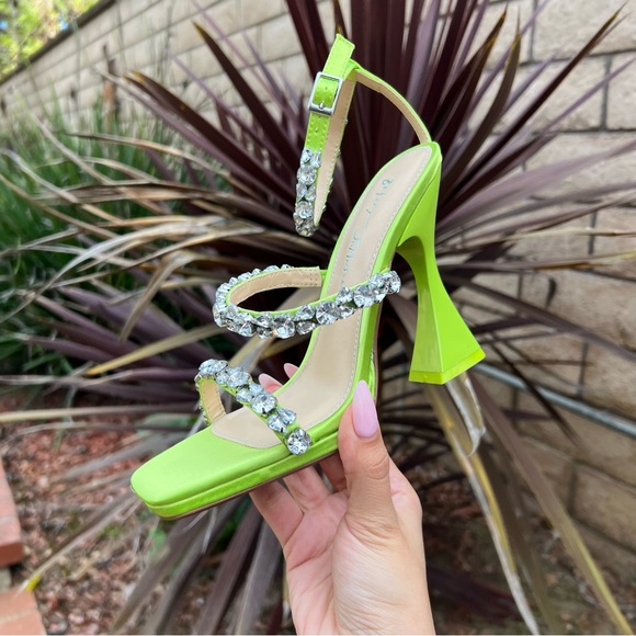 Betsy Johnson Rhinestone Glam SB-Perry Green Heels NEW In Box (Multiple Sizes) - Picture 13 of 16